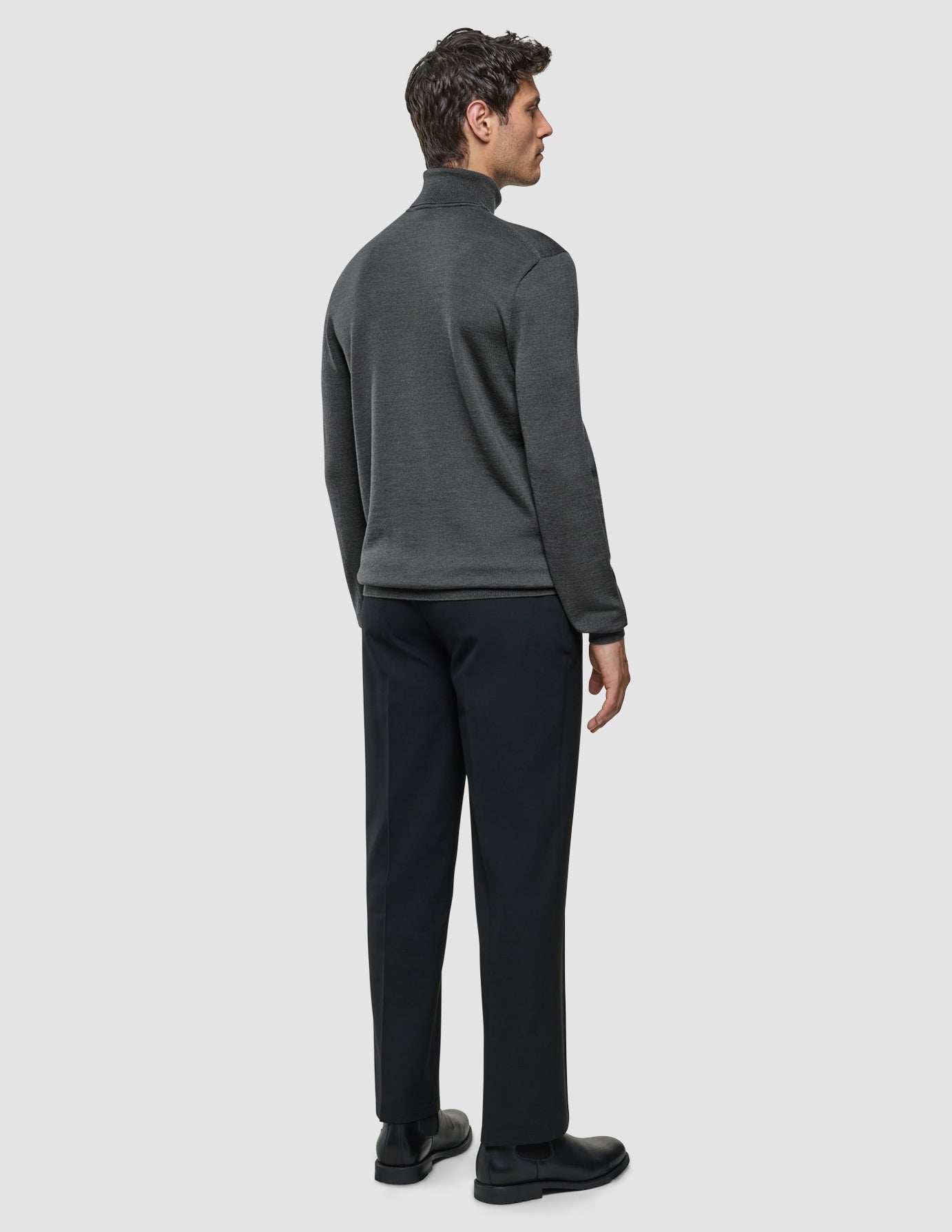 Seamless Premium Merino Knit Turtleneck Charcoal Grey